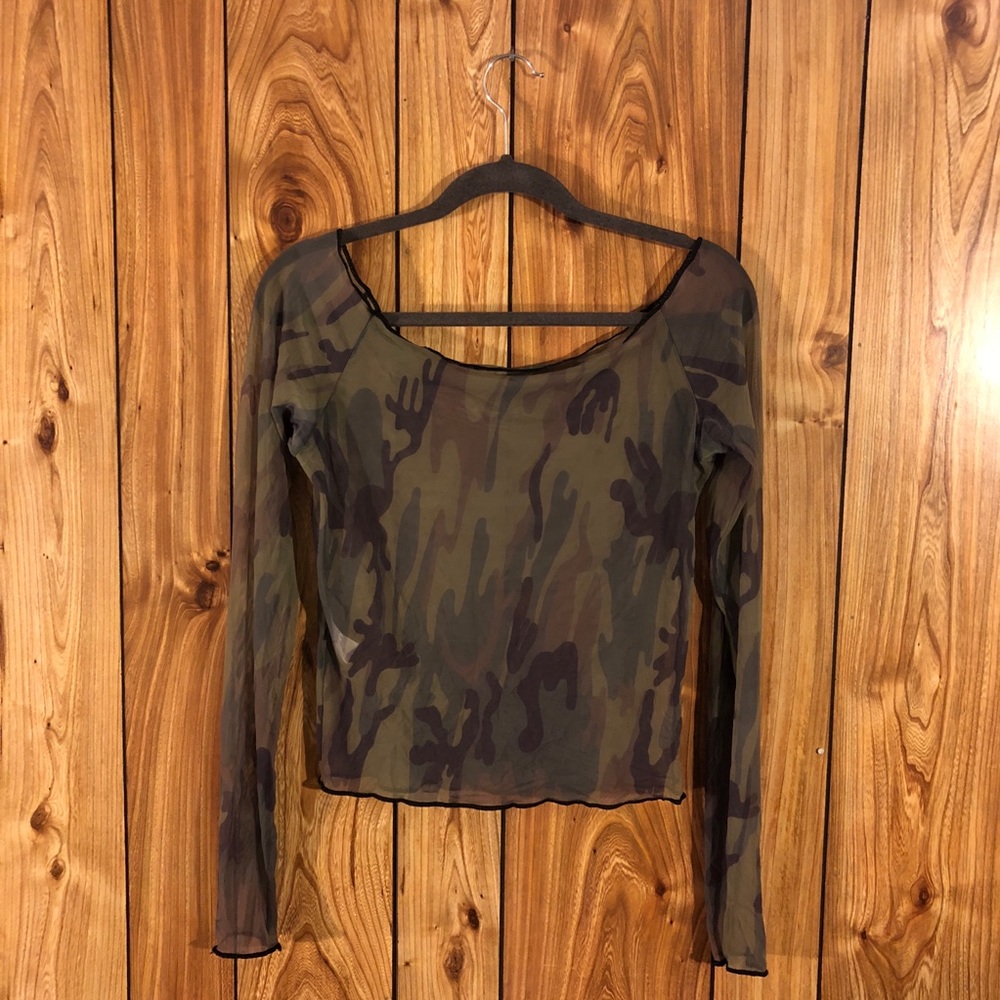 CAMO MESH LONG SLEEVE w/ CURLED SEAMS
